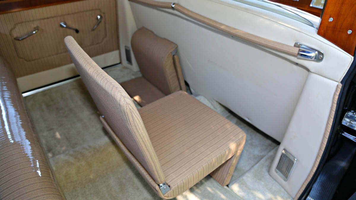 HongqiCA770_24.jpg HongqiCA770_24.jpg